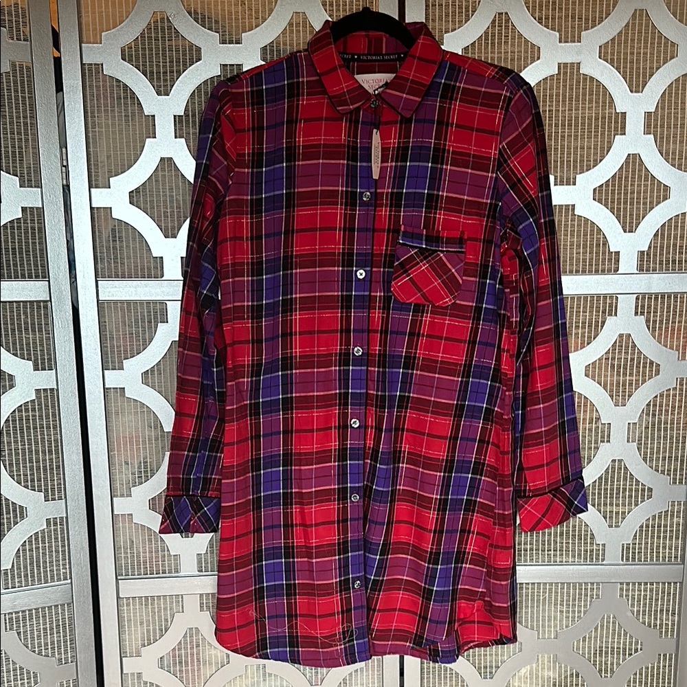 Victoria's Secret NWT Red and Purple Plaid Button Down Shirt